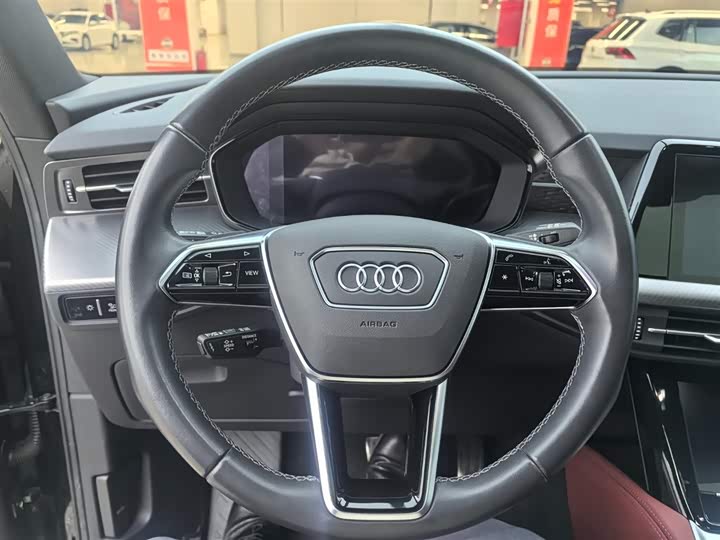 Фото 6 - Audi Q6