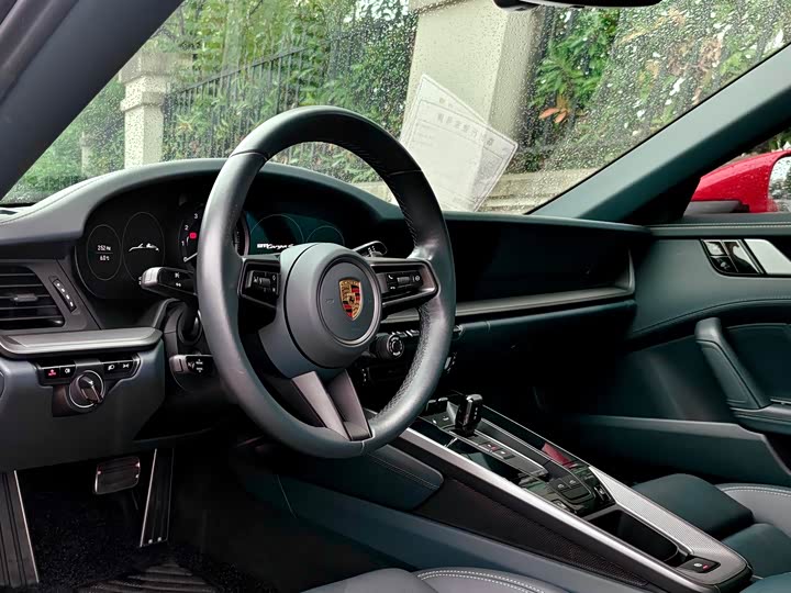 Фото 4 - Porsche 911