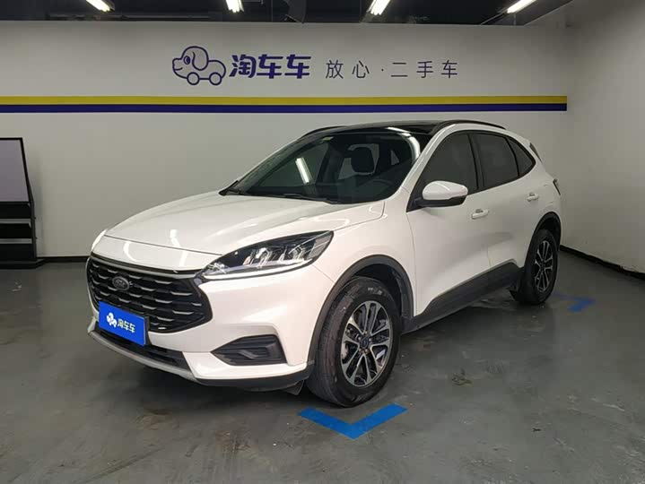 Фото 1 - Ford Escape