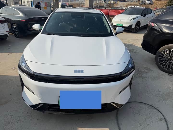 Фото 2 - Geely Galaxy L6