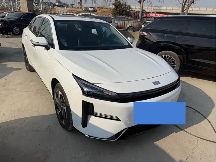 Фото 3 - Geely Galaxy L6