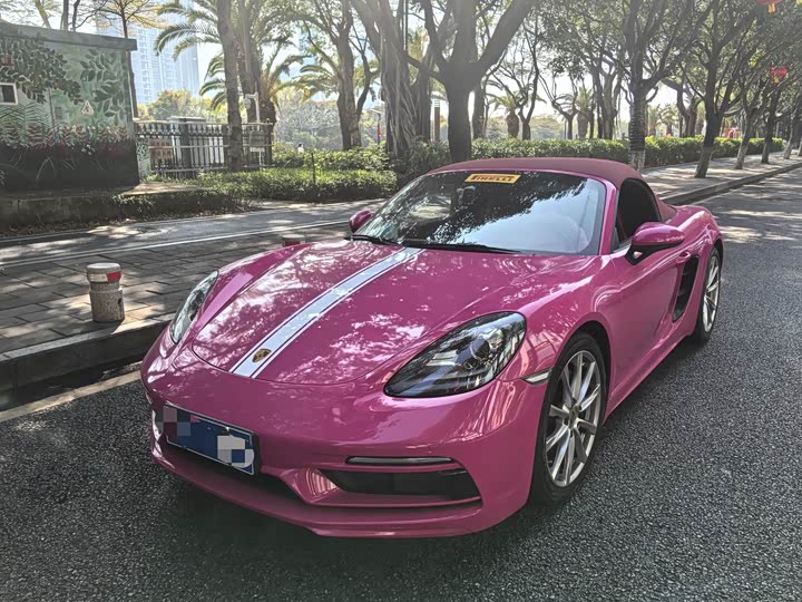 Фото 1 - Porsche 718