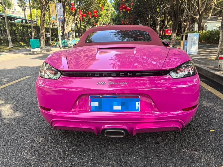 Фото 3 - Porsche 718