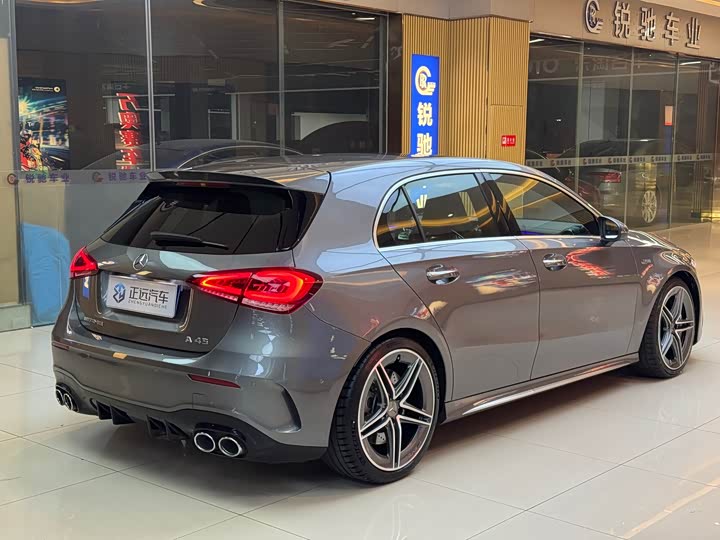 Фото 5 - Mercedes-Benz A-Class AMG