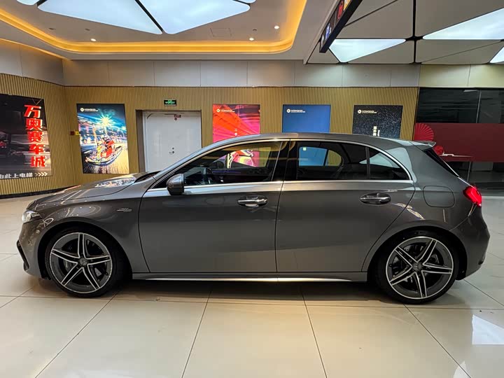 Фото 8 - Mercedes-Benz A-Class AMG