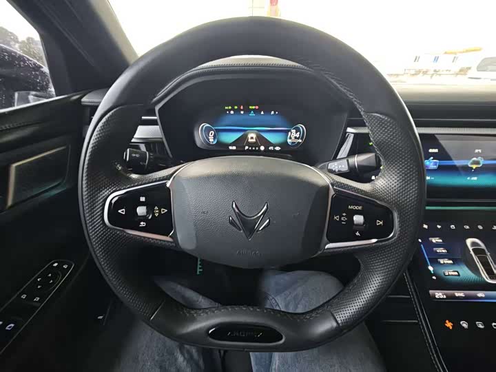 Фото 5 - BAIC Arcfox Alpha T