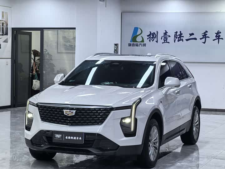Фото 1 - Cadillac XT4