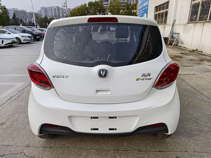 Фото 5 - Changan BenBen E-Star