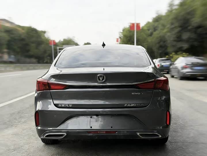 Фото 5 - Changan Eado Plus