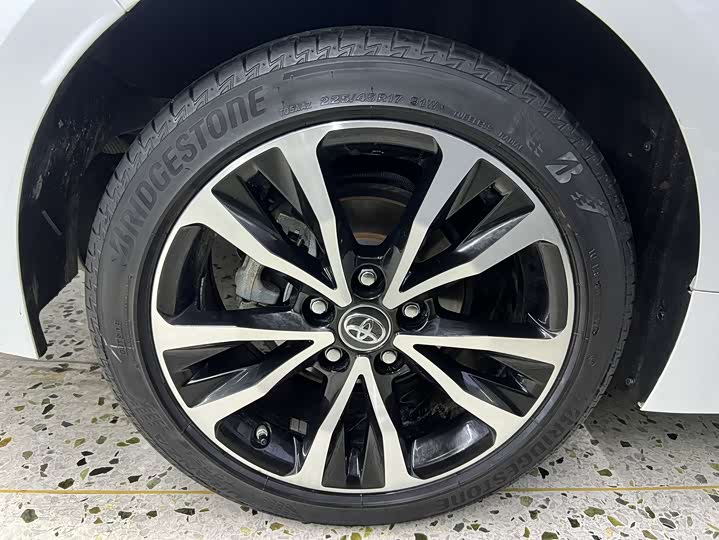 Фото 4 - Toyota Levin