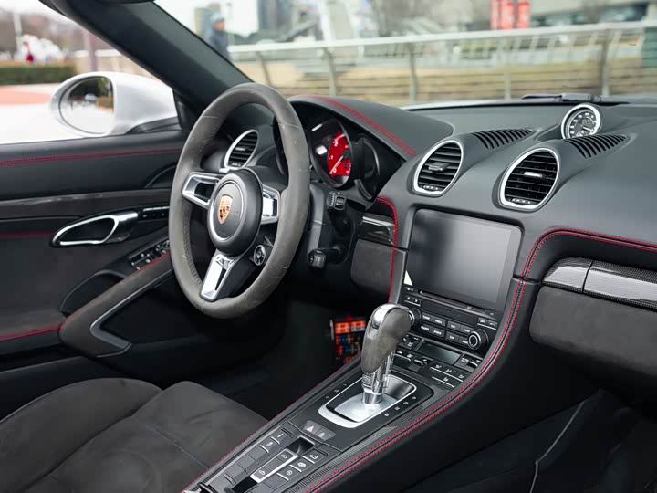 Фото 9 - Porsche 718