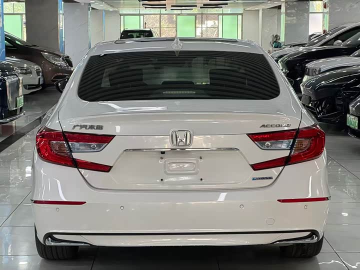 Фото 7 - Honda Accord