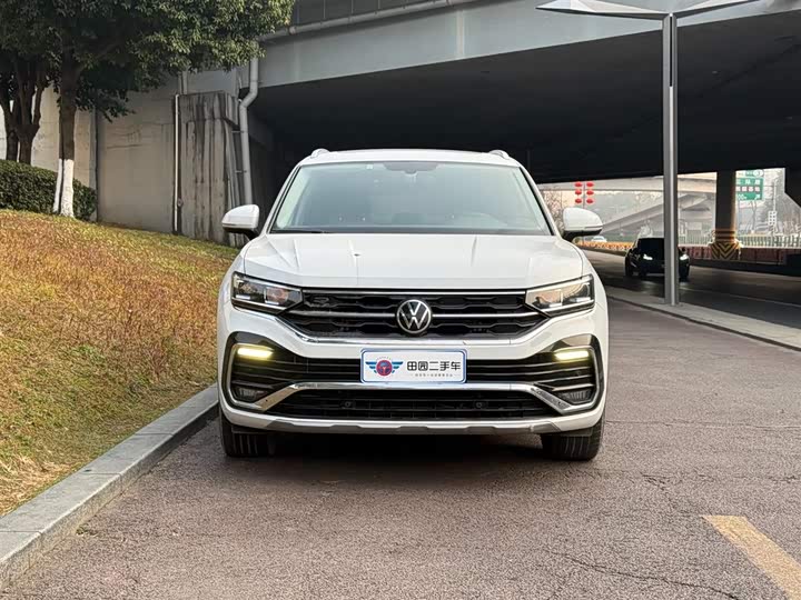 Фото 2 - Volkswagen Tayron X