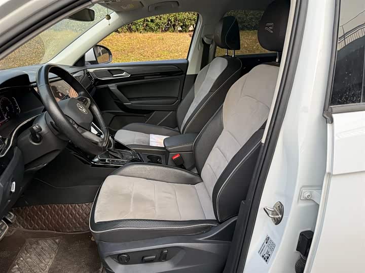 Фото 8 - Volkswagen Tayron X