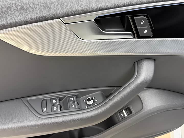 Фото 4 - Audi A5