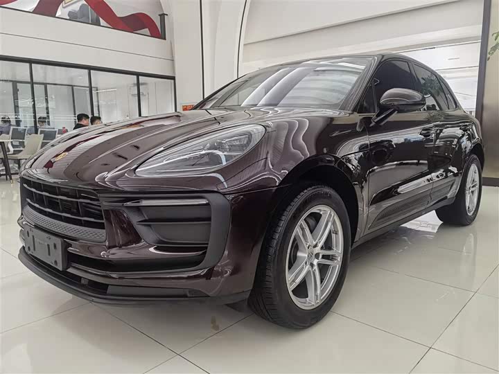 Фото 1 - Porsche Macan
