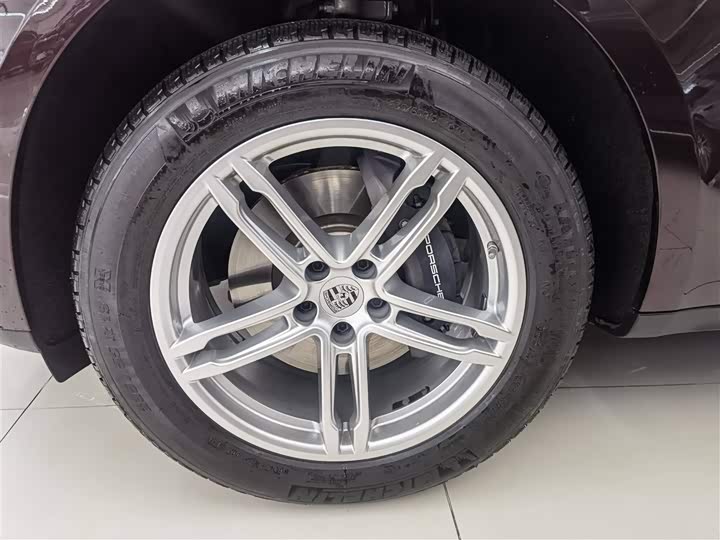 Фото 5 - Porsche Macan