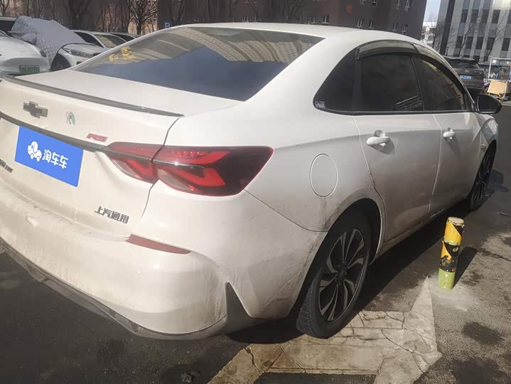 Фото 3 - Chevrolet Monza