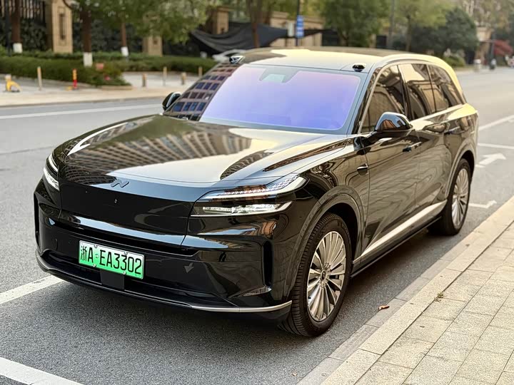 Фото 1 - Nio Onvo L90