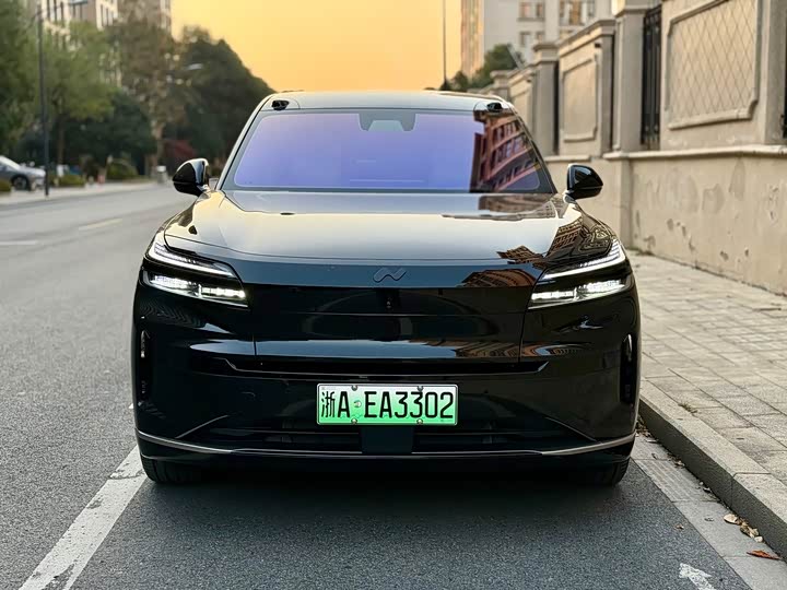 Фото 3 - Nio Onvo L90