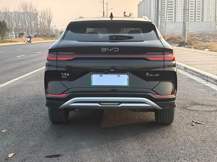 Фото 8 - BYD Song Plus Hybrid/EV