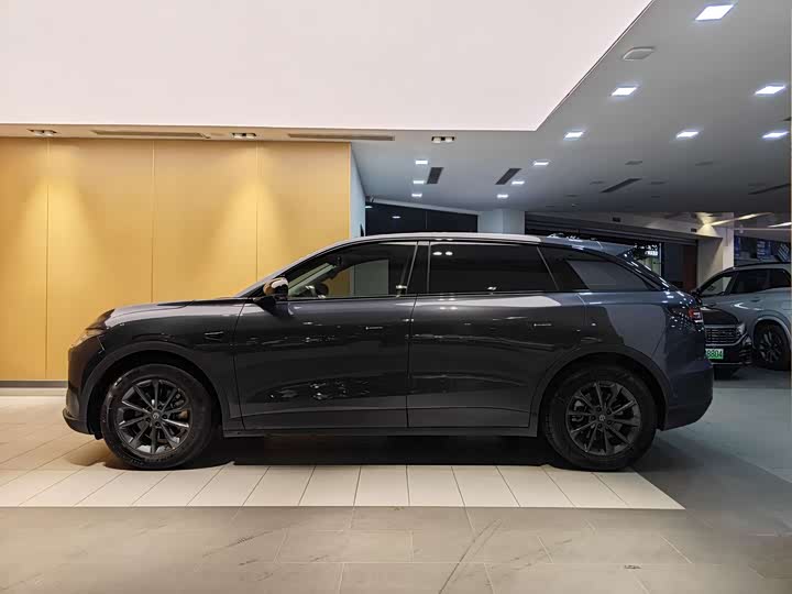 Фото 6 - Leapmotor C11