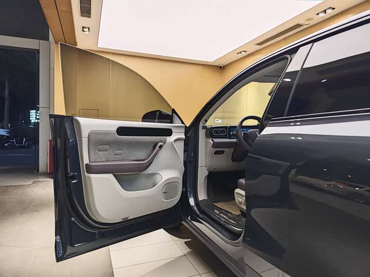 Фото 7 - Leapmotor C11