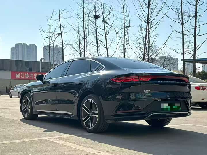 Фото 7 - BYD Han