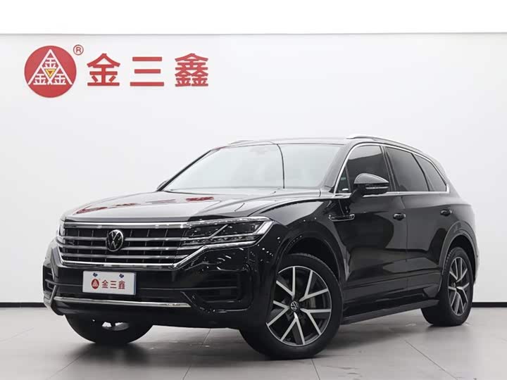 Фото 2 - Volkswagen Touareg