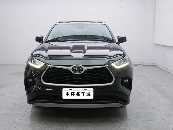 Фото 2 - Toyota Highlander