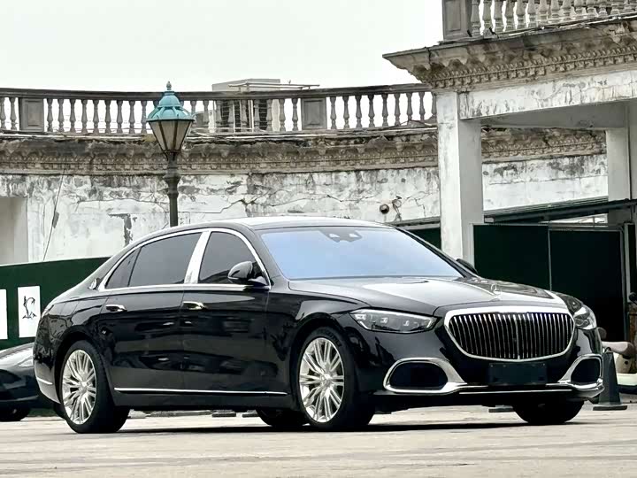 Фото 3 - Mercedes-Benz Maybach S-Class