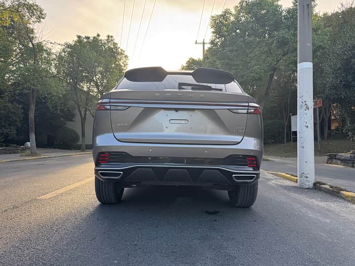 Фото 9 - Roewe RX5