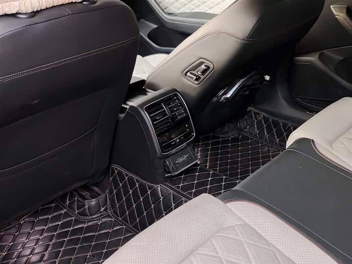 Фото 9 - Volkswagen Magotan