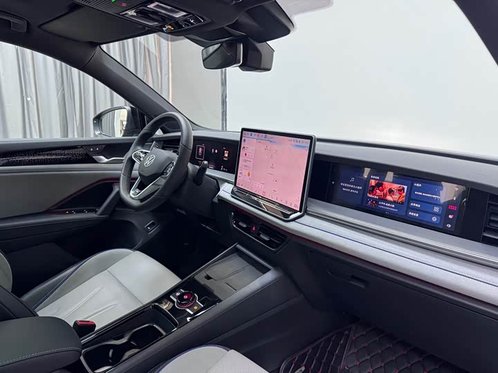 Фото 9 - Volkswagen Tayron