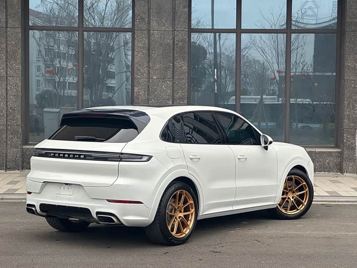 Фото 4 - Porsche Cayenne