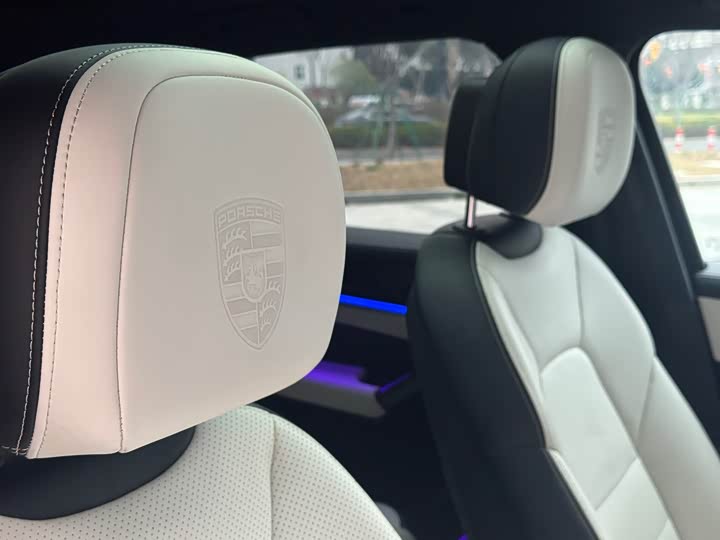 Фото 9 - Porsche Cayenne