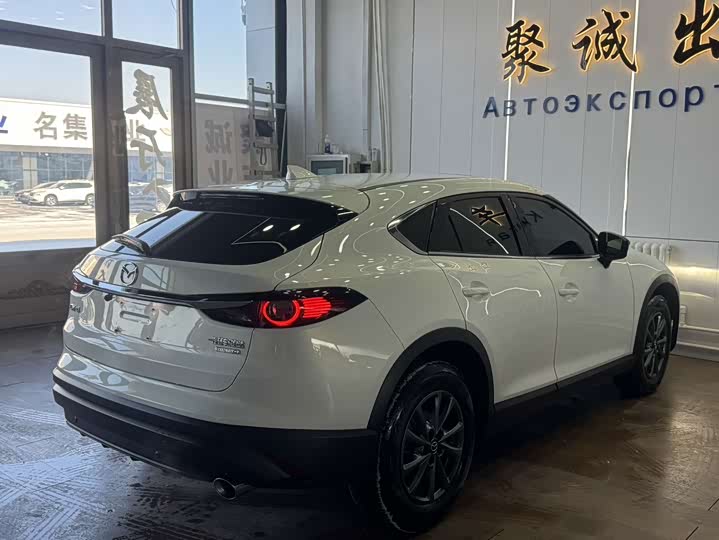 Фото 9 - Mazda CX-4