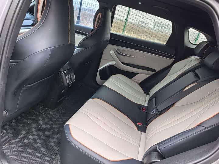 Фото 8 - BYD Song Plus Hybrid/EV