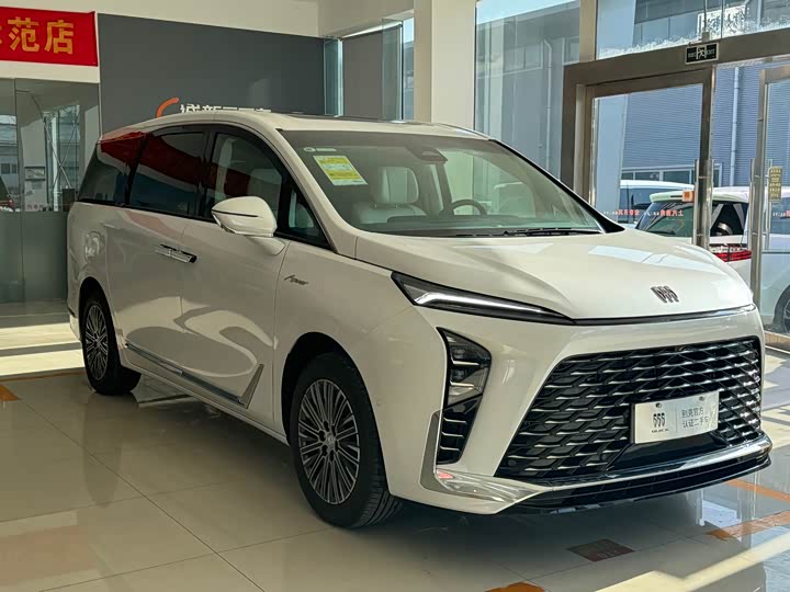 Фото 3 - Buick GL8 Hybrid