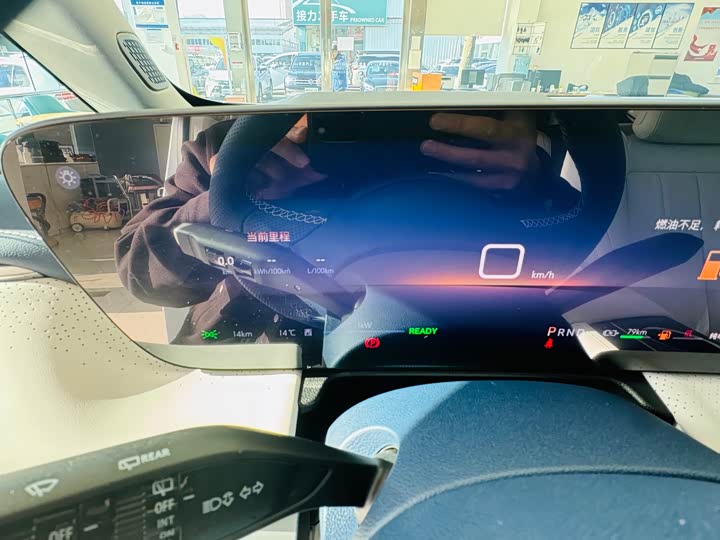 Фото 8 - Buick GL8 Hybrid