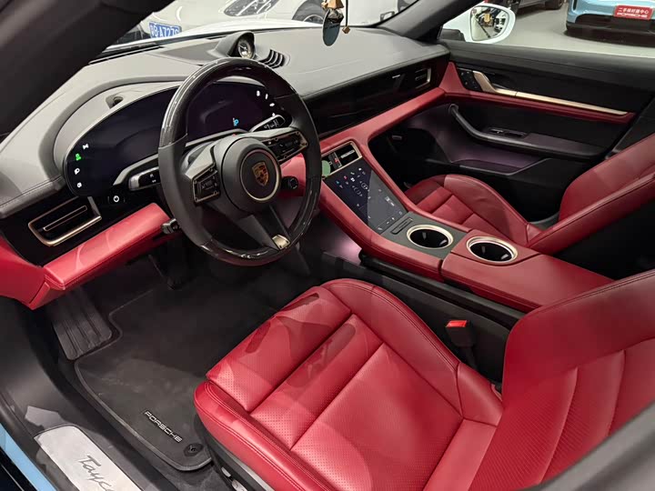 Photo 8 - Porsche Taycan