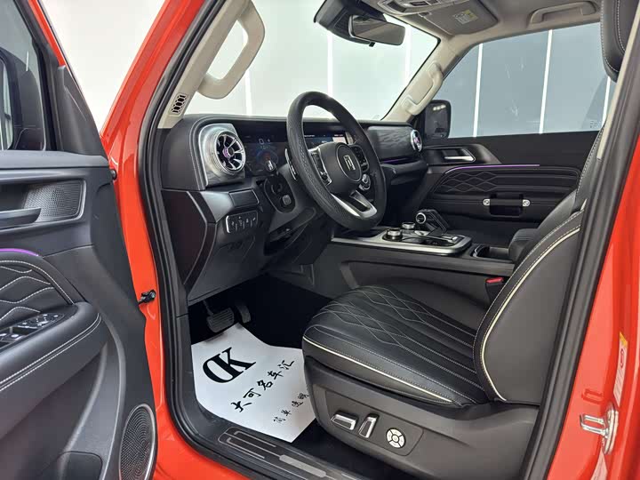 Фото 4 - Tank 300