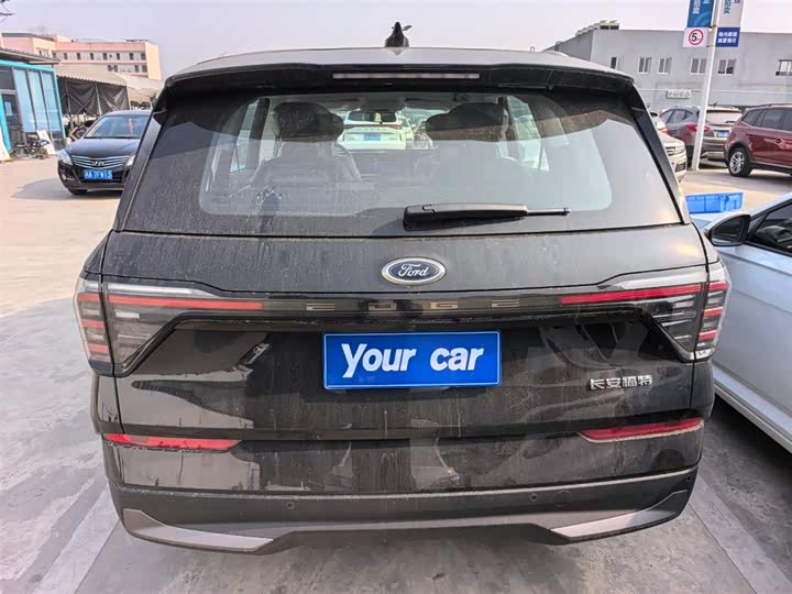 Фото 6 - Ford Edge