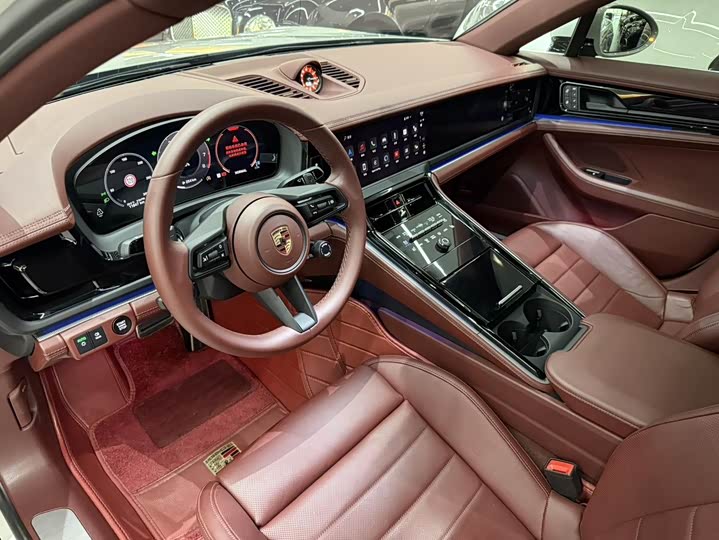 Фото 8 - Porsche Panamera