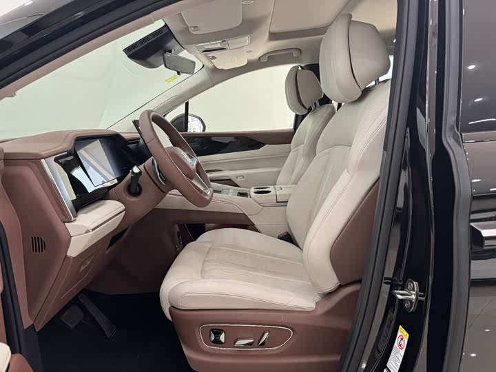 Фото 4 - BYD Xia