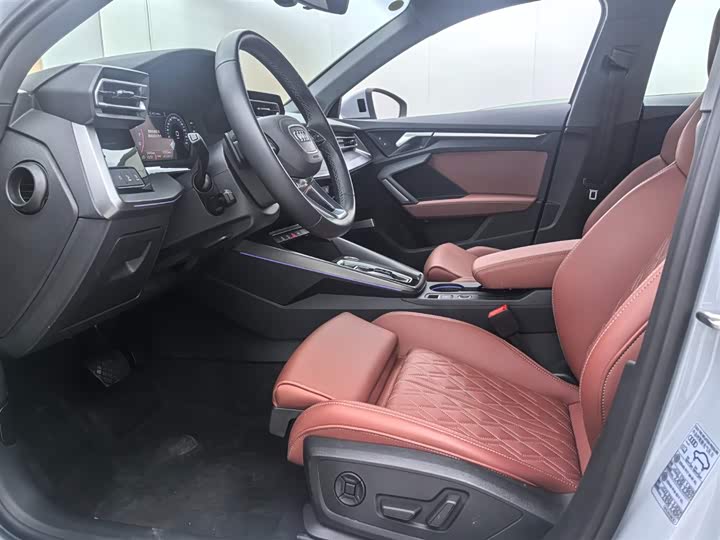 Фото 7 - Audi A3