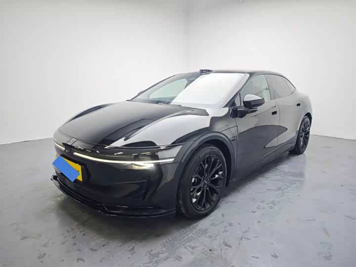 Фото 1 - Zeekr 007