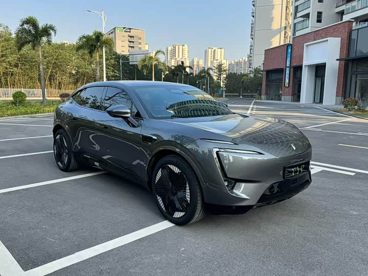 Фото 2 - Avatr 11