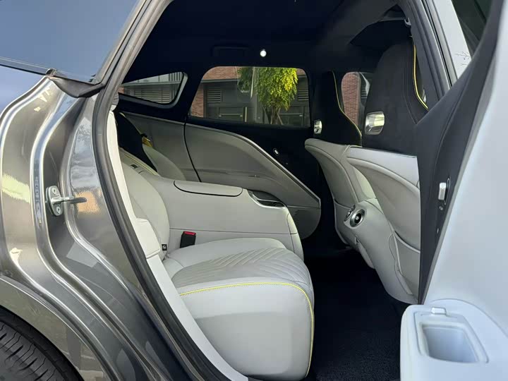 Фото 6 - Avatr 11