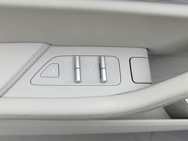 Фото 9 - Hozon S